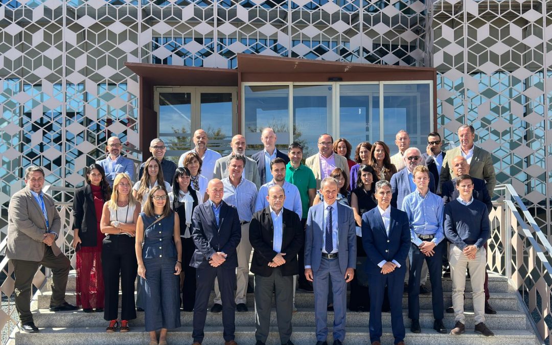 El Grupo Ocho Caños, líder en conectividad satelital en todo el noroeste de España, asiste al II Encuentro de Operadores de Hispasat